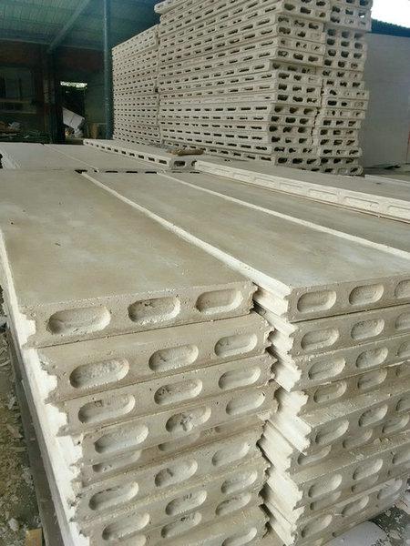 復(fù)合輕質(zhì)隔墻板成品倉(cāng)庫(kù)